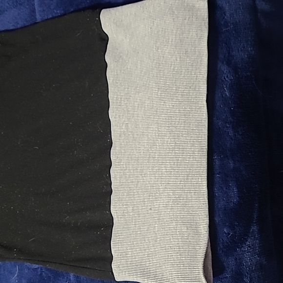 Sweater - Picture 3 of 7